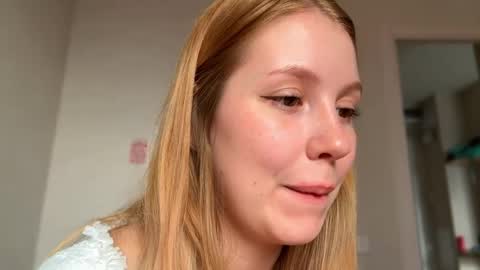 Snapshot of horney_audrey chatting on 04/25/26, 02:14 Audrey online show from 04/25/26, 02:14