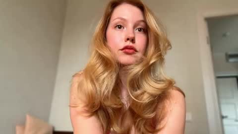 Snapshot of horney_audrey chatting on 05/05/26, 02:41 Audrey online show from 05/05/26, 02:41