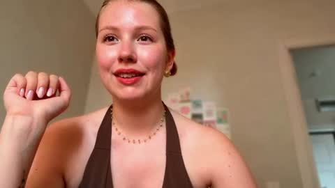 Snapshot of horney_audrey chatting on 08/03/26, 02:21 Audrey online show from 08/03/26, 02:21
