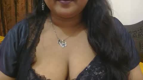 horneydesibabe online show from 10/23/25, 06:39