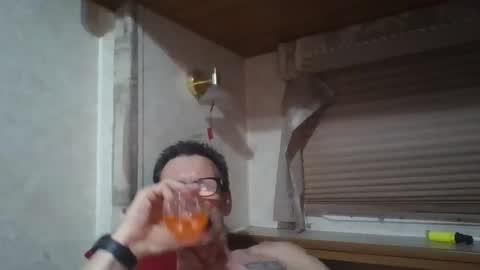 joey online show from 05/02/26, 04:06