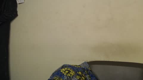 Snapshot of horny4bum chatting on 02/06/25, 07:35 horny4bum online show from 02/06/25, 07:35