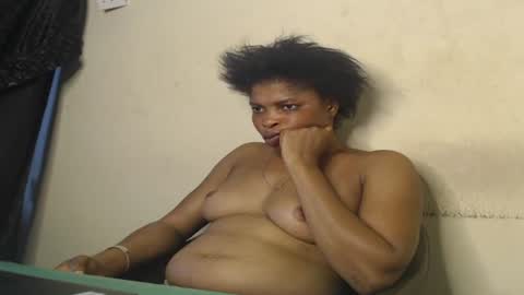 Snapshot of horny4bum chatting on 02/08/25, 03:00 horny4bum online show from 02/08/25, 03:00