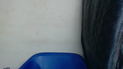 Snapshot of horny4bum chatting on 02/18/25, 06:58 horny4bum online show from 02/18/25, 06:58