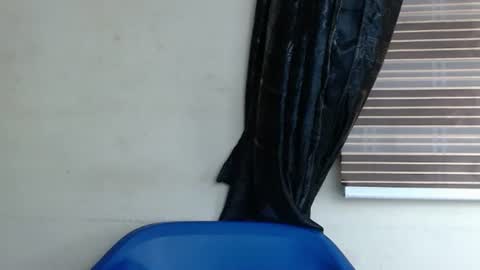 Snapshot of horny4bum chatting on 02/19/25, 07:05 horny4bum online show from 02/19/25, 07:05