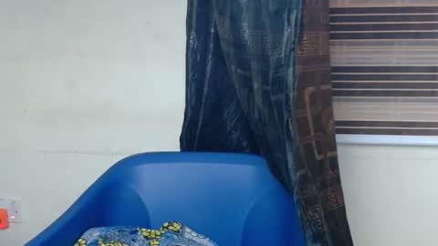 Snapshot of horny4bum chatting on 02/22/25, 02:17 horny4bum online show from 02/22/25, 02:17