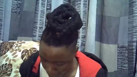 Leila online show from 04/08/26, 03:28