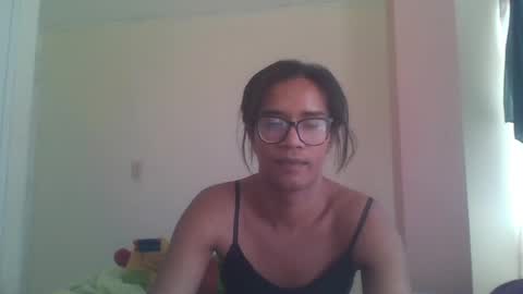 Snapshot of horny_brii chatting on 06/10/26, 05:56 horny_brii online show from 06/10/26, 05:56