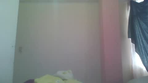 Snapshot of horny_brii chatting on 06/11/26, 10:52 horny_brii online show from 06/11/26, 10:52