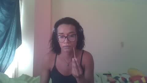 Snapshot of horny_brii chatting on 06/17/26, 06:31 horny_brii online show from 06/17/26, 06:31