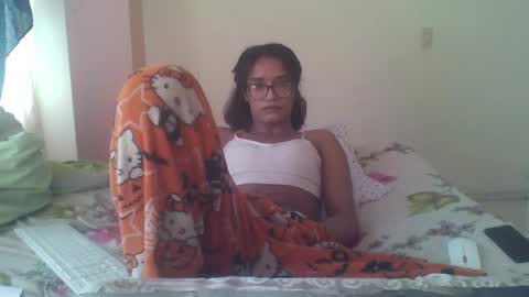 Snapshot of horny_brii chatting on 06/22/26, 08:06 horny_brii online show from 06/22/26, 08:06