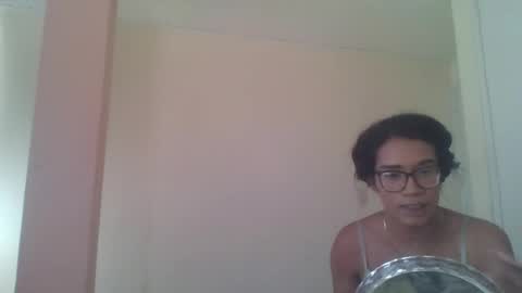 Snapshot of horny_brii chatting on 06/27/26, 06:24 horny_brii online show from 06/27/26, 06:24