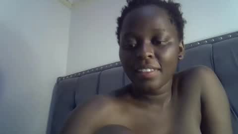 horny_ebony546069 online show from 12/13/24, 04:16
