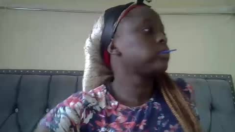 horny_ebony546069 online show from 01/05/25, 10:53