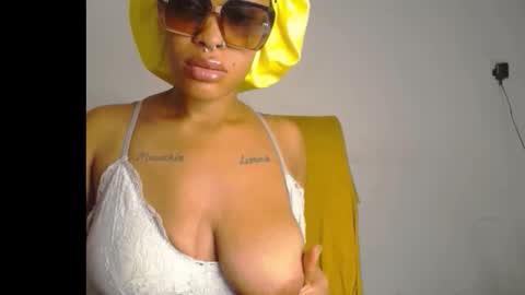 horny_ebonygirl_ online show from 02/11/26, 04:28