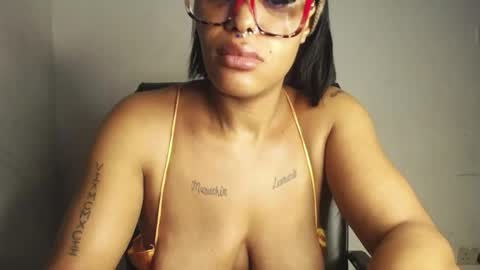 horny_ebonygirl_ online show from 04/06/26, 04:10
