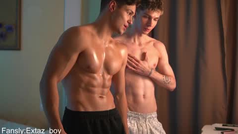 Snapshot of horny_goats chatting on 01/22/25, 05:17 Extaz Athrey Howard online show from 01/22/25, 05:17