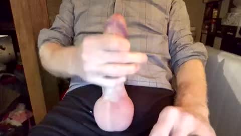 Snapshot of horny_hubby0077 chatting on 05/29/26, 03:04 Horny Hubby online show from 05/29/26, 03:04