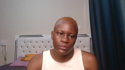 Snapshot of horny_laurell chatting on 10/20/25, 04:57 Laurel online show from 10/20/25, 04:57