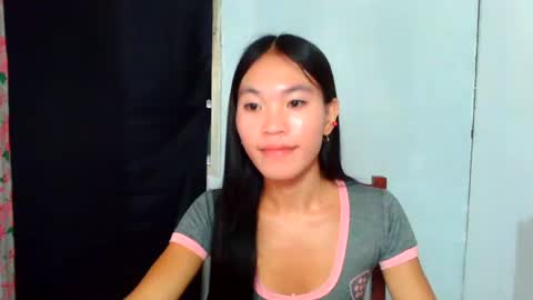 Snapshot of horny_lory chatting on 06/14/26, 10:45 baninay online show from 06/14/26, 10:45