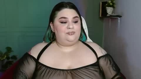 Snapshot of horny_neighbors_ chatting on 01/03/25, 05:28 onlyTiffany I broke up with frank 10 days ago online show from 01/03/25, 05:28