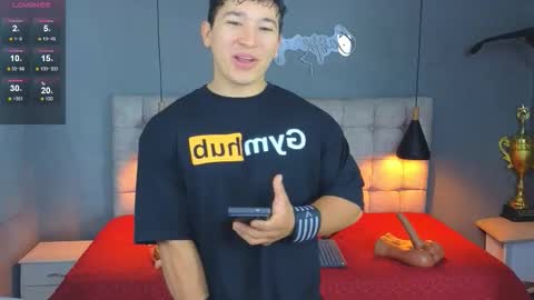 horny_nick18 online show from 10/07/25, 12:57