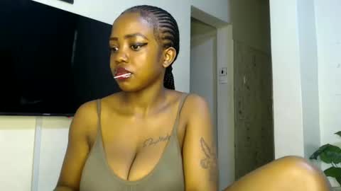 Snapshot of horny_princcess chatting on 12/16/24, 08:31 horny_princcess online show from 12/16/24, 08:31