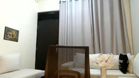 Snapshot of horny_princcess chatting on 11/27/25, 05:31 horny_princcess online show from 11/27/25, 05:31