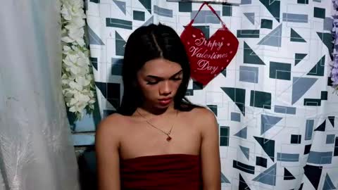 Snapshot of horny_rhiana chatting on 02/17/26, 08:33 Rhiana online show from 02/17/26, 08:33