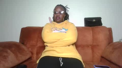 Lucy online show from 01/12/26, 08:41