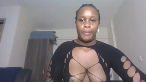 Snapshot of horny_sexxy_babe chatting on 06/03/26, 11:46 Lucy online show from 06/03/26, 11:46