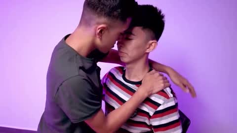 Snapshot of horny_twinks_guys chatting on 12/01/25, 02:55 Alex and Camilo online show from 12/01/25, 02:55