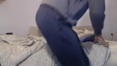 Snapshot of hornyasfuckk33 chatting on 12/01/24, 06:08 hornyasfuckk33 online show from 12/01/24, 06:08