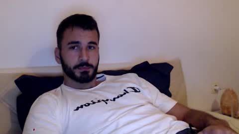 Snapshot of hornyasfuckk33 chatting on 10/03/25, 06:05 hornyasfuckk33 online show from 10/03/25, 06:05