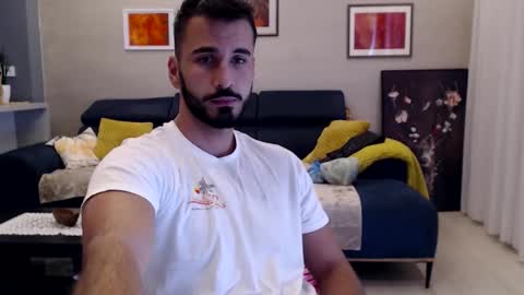 Snapshot of hornyasfuckk33 chatting on 10/31/25, 11:22 hornyasfuckk33 online show from 10/31/25, 11:22