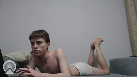 Snapshot of hornybadbunny chatting on 12/20/24, 05:18 Tony online show from 12/20/24, 05:18