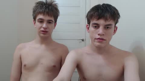 Snapshot of hornybadbunny chatting on 10/09/25, 06:17 Tony online show from 10/09/25, 06:17