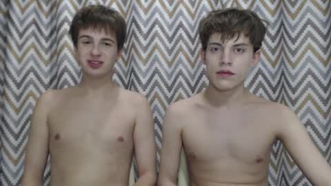 Snapshot of hornybadbunny chatting on 11/09/25, 08:07 Tony online show from 11/09/25, 08:07