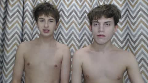 Snapshot of hornybadbunny chatting on 11/20/25, 08:41 Tony online show from 11/20/25, 08:41