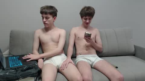 Snapshot of hornybadbunny chatting on 12/16/25, 04:34 Tony online show from 12/16/25, 04:34