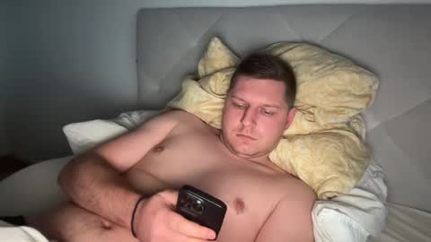 Snapshot of hornyboy95300 chatting on 12/29/24, 03:24 hornyboy95300 online show from 12/29/24, 03:24