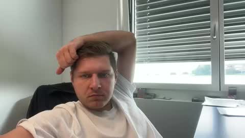 Snapshot of hornyboy95300 chatting on 10/10/25, 09:41 hornyboy95300 online show from 10/10/25, 09:41