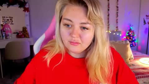 Snapshot of hornycakee chatting on 12/17/25, 11:27 HornyCakee online show from 12/17/25, 11:27