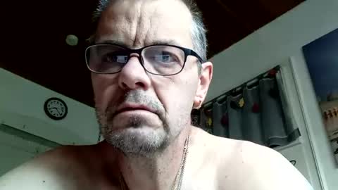 Snapshot of hornycum71 chatting on 07/25/26, 06:22 Thorsten online show from 07/25/26, 06:22