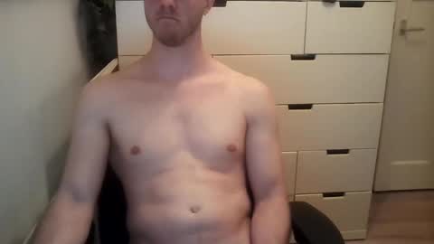 Snapshot of hornydutchmen69 chatting on 04/16/26, 07:25 hornydutchman69 online show from 04/16/26, 07:25