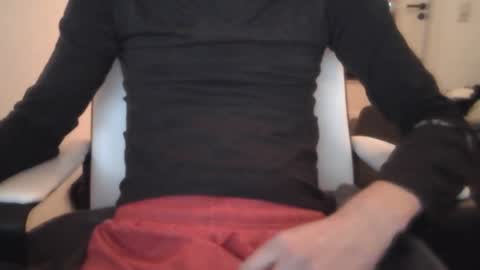 hornygermancollegeboy0 online show from 11/29/25, 03:26