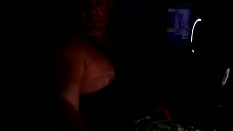 Snapshot of hornyhungwhiteboy4u269 chatting on 09/18/25, 02:13 hornyhungwhiteboy4u269 online show from 09/18/25, 02:13