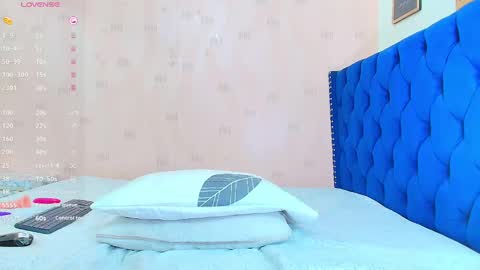 Snapshot of hornylatimommy chatting on 01/21/25, 12:46 Natasha online show from 01/21/25, 12:46