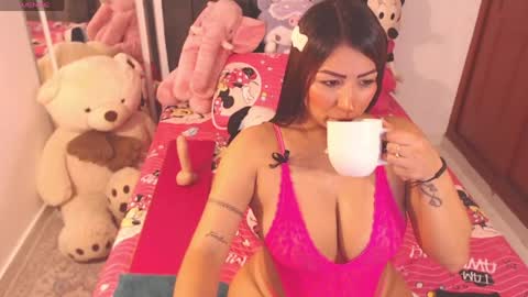 Snapshot of hornymillf_ chatting on 05/21/26, 01:51 C I A R A online show from 05/21/26, 01:51