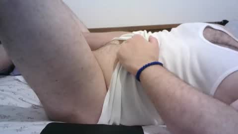 Snapshot of hornymonkey991 chatting on 07/17/26, 04:34 hornymonkey991 online show from 07/17/26, 04:34